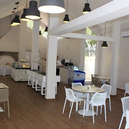 מלון Aminess Casa Bellevue אורביץ