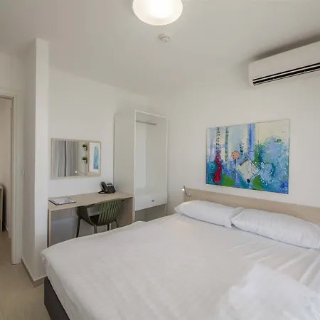 מלון Aminess Casa Bellevue אורביץ