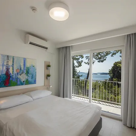 Aminess Casa Bellevue 4*