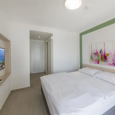 Aminess Casa Bellevue 4* אורביץ